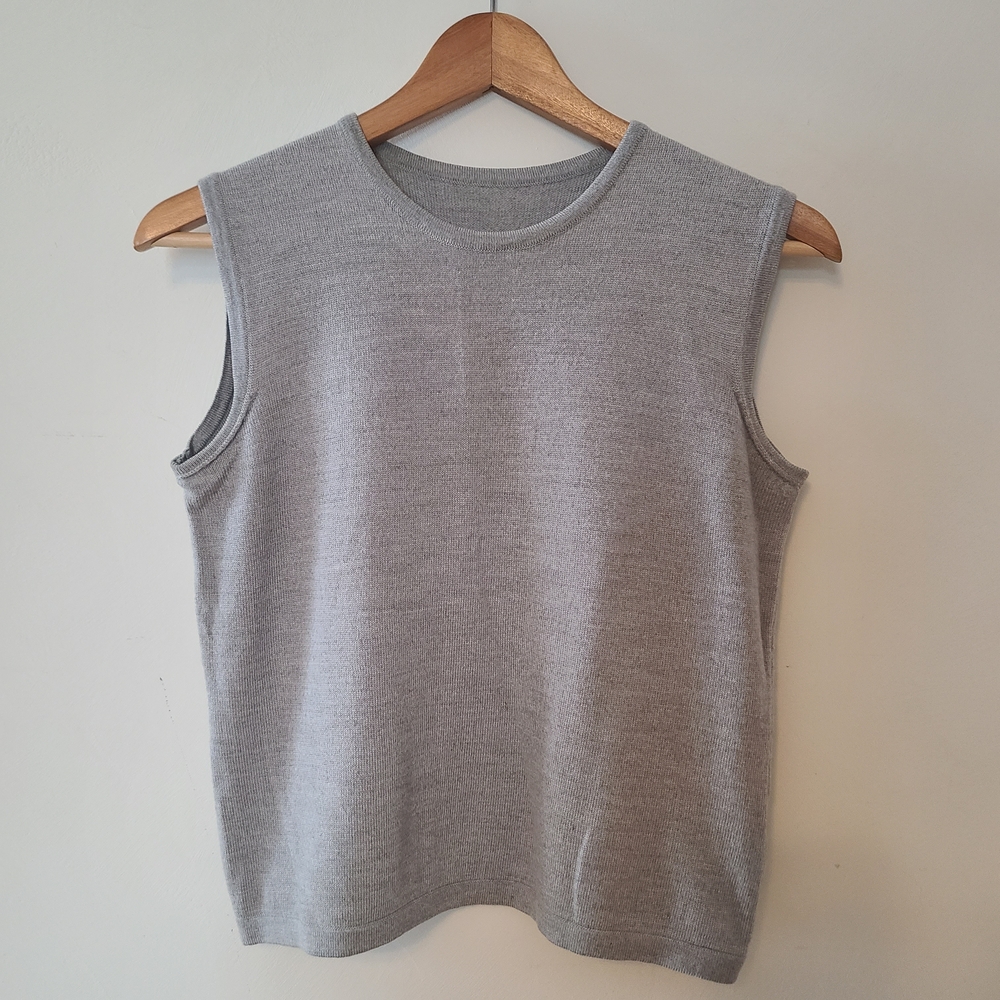 Gray Sleeveless Knit Top